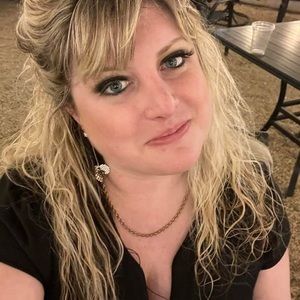 Meet your Posher, Kristen